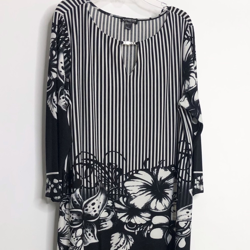 Black and white Dress Size 1x